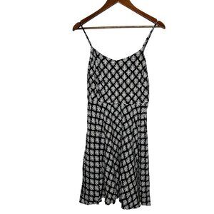 Old Navy The Cami Dress‎ black and white spaghetti Strap Sz M